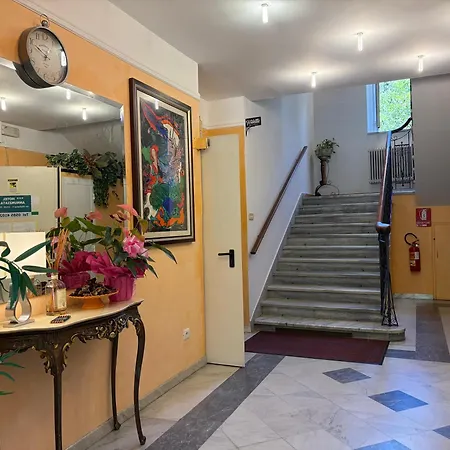 Annunziata 3* Massa (Tuscany)